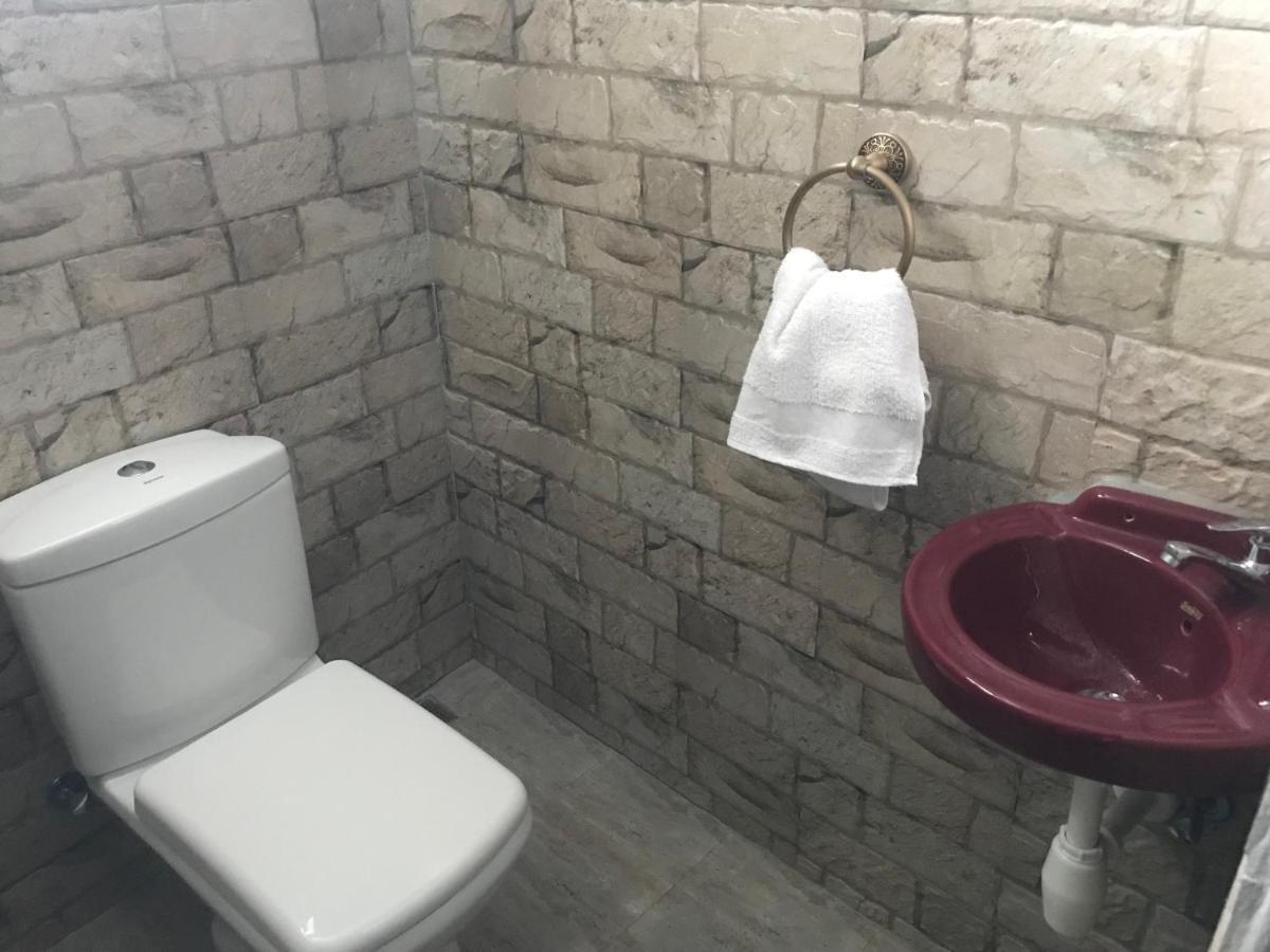 The Rustic Bed & Breakfast Terre Rouge  Bagian luar foto